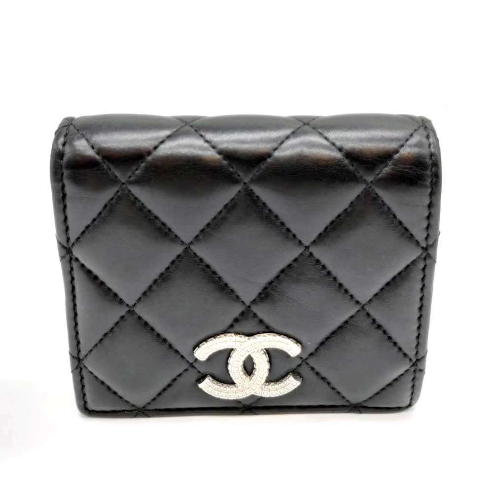 CHANEL・クラシック スモールウォレットをお買取りさせて頂きました！宝塚店