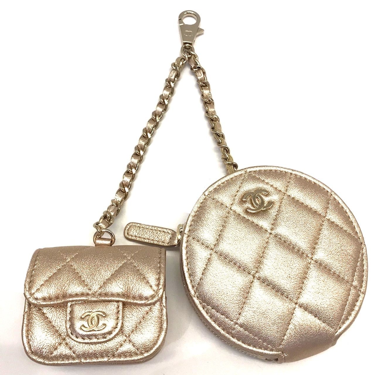 CHANEL・エアポッツケースをお買取りさせて頂きました！六甲道店
