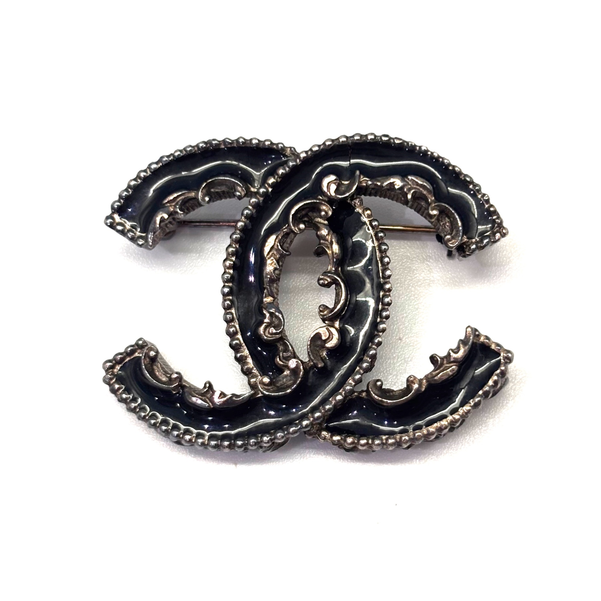 CHANEL・ココマーク ブローチをお買取りさせて頂きました！六甲道店