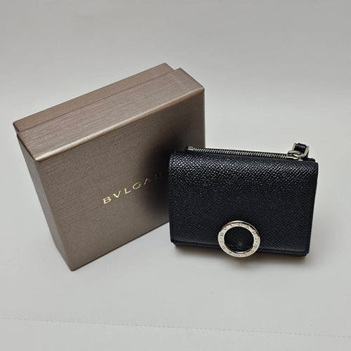 ブルガリ 三つ折り財布をお買取りさせていただきました♪ 三田店