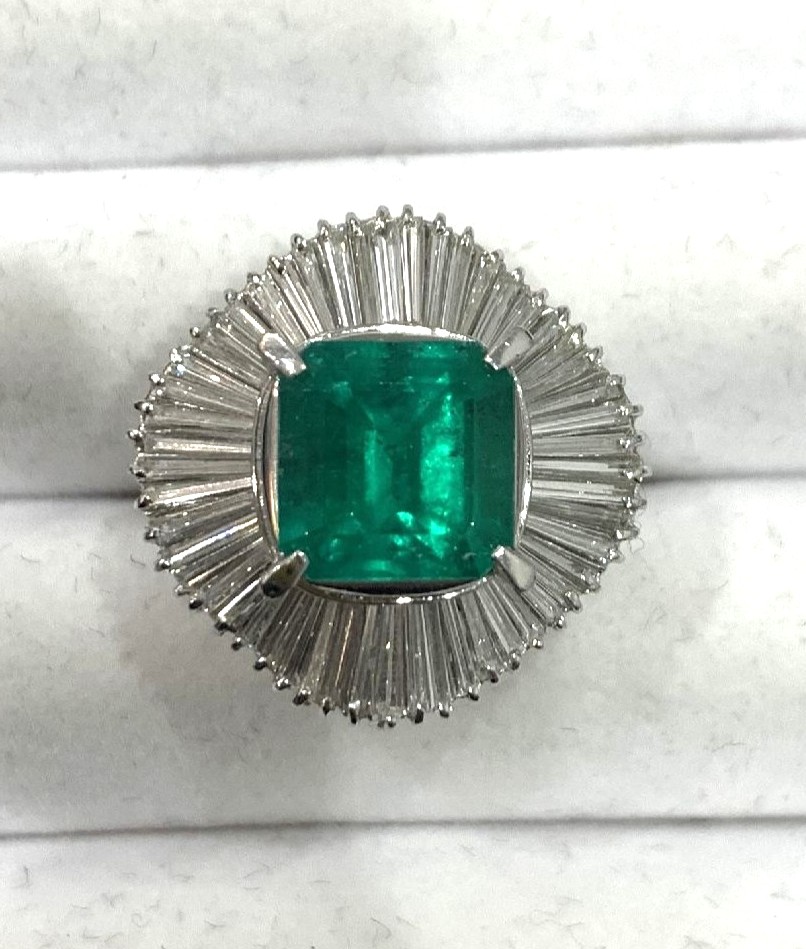 芦屋市で宝石の高価買取 エメラルド